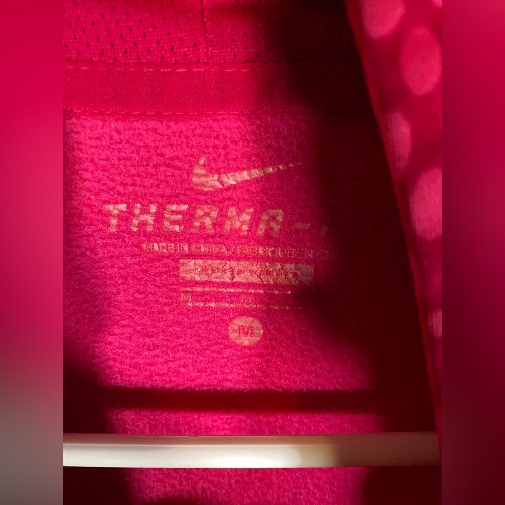 Hot pink Nike pullover - Picture 3 of 5